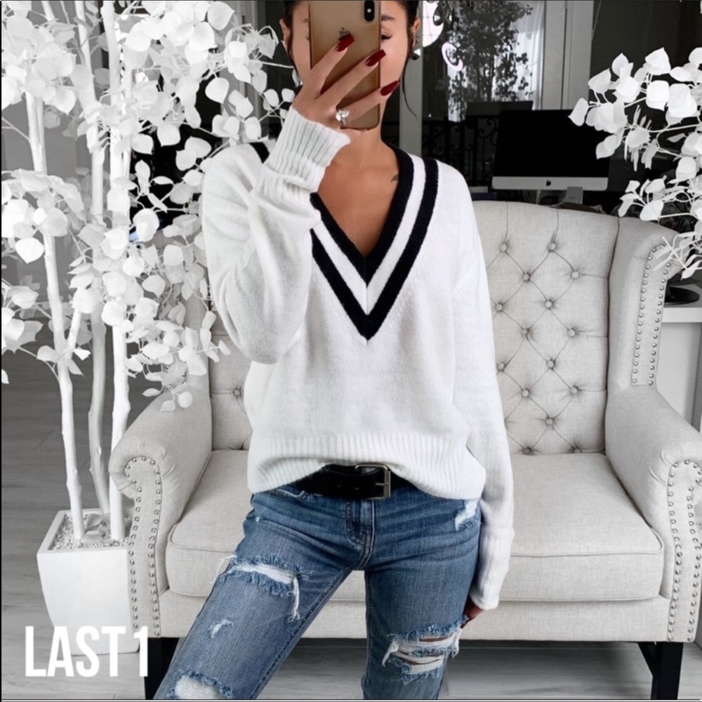 EkAttire Riverdale Sweater
